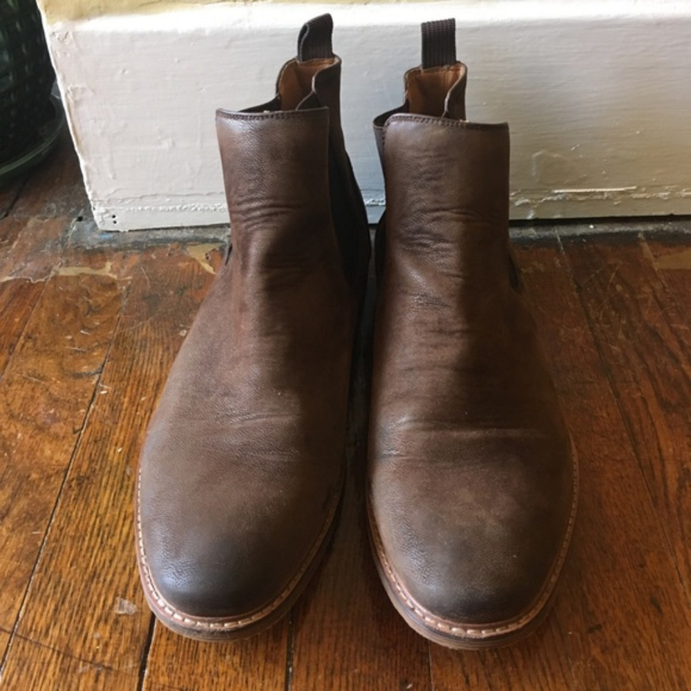Aldo Brown Suede Chelsea Boots - 10